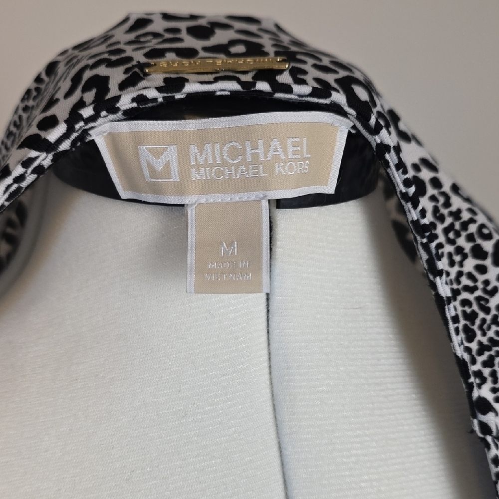 Michael Kors Black White Animal Print V-Neck Blouse Long Sleeve Women’s Size M - Picture 9 of 12
